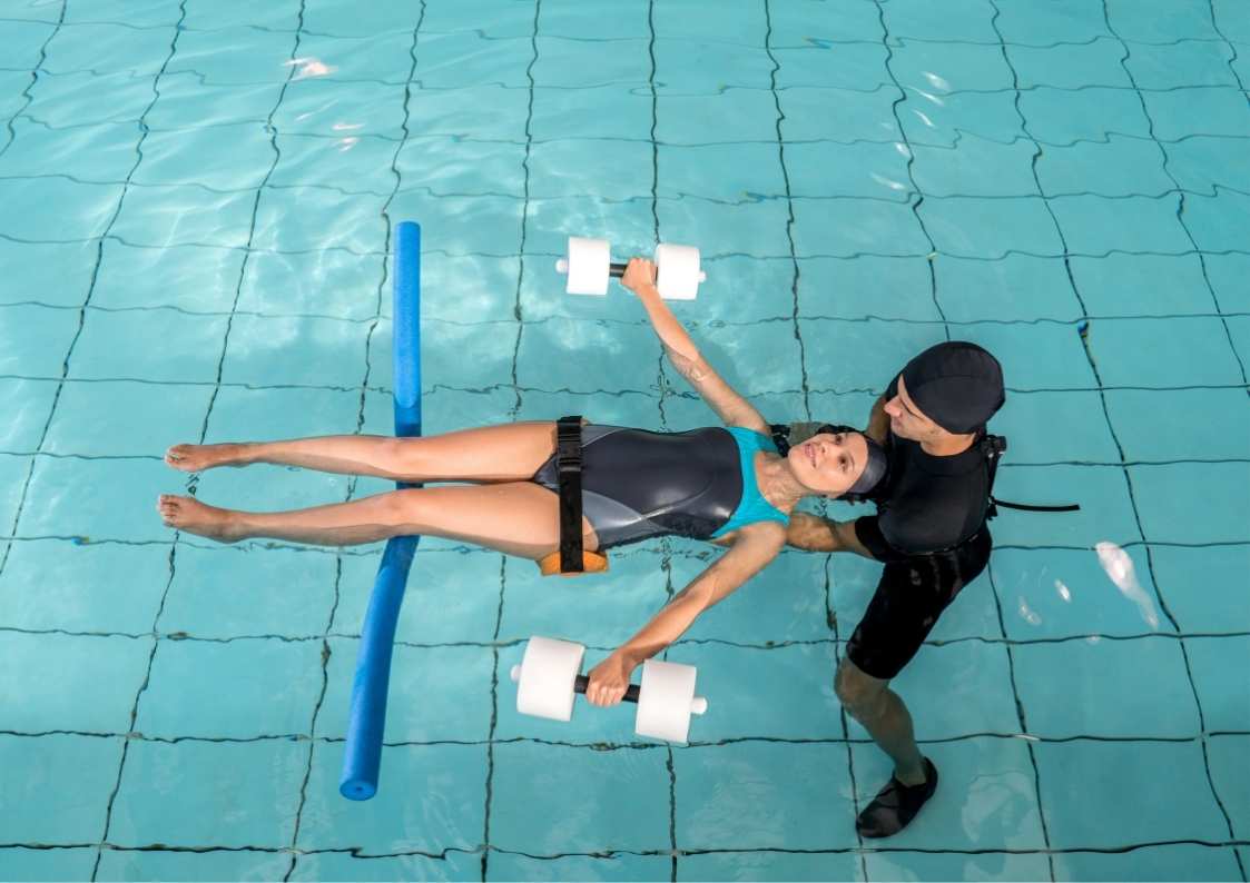 הידרו תרפיה: הטיפולים בבריכות השחייה שיכולים לשנות חיים